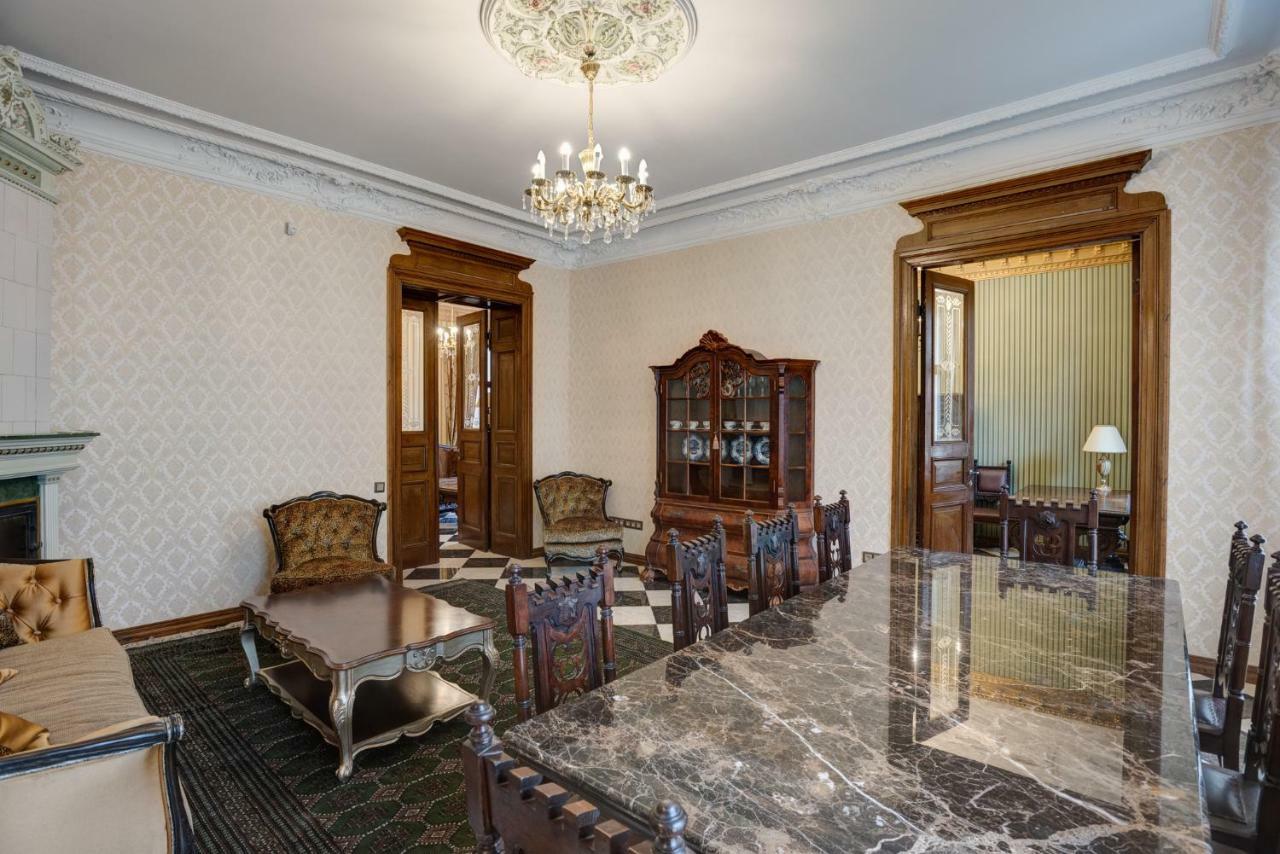 Dandelion Apartment Vecpilsetas Рига Екстериор снимка